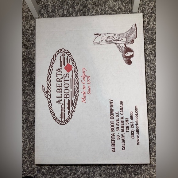 NWT Alberta Boots Brown Cowhide Over the knee Round Toe Boots Women Size  9 US - Picture 8 of 9